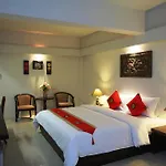 Chaweng Palace